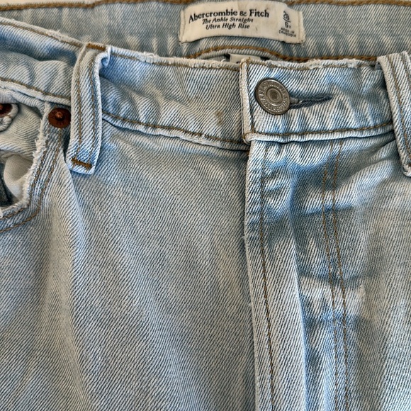 Abercrombie & Fitch Ankle Straight High Rise - Picture 9 of 11